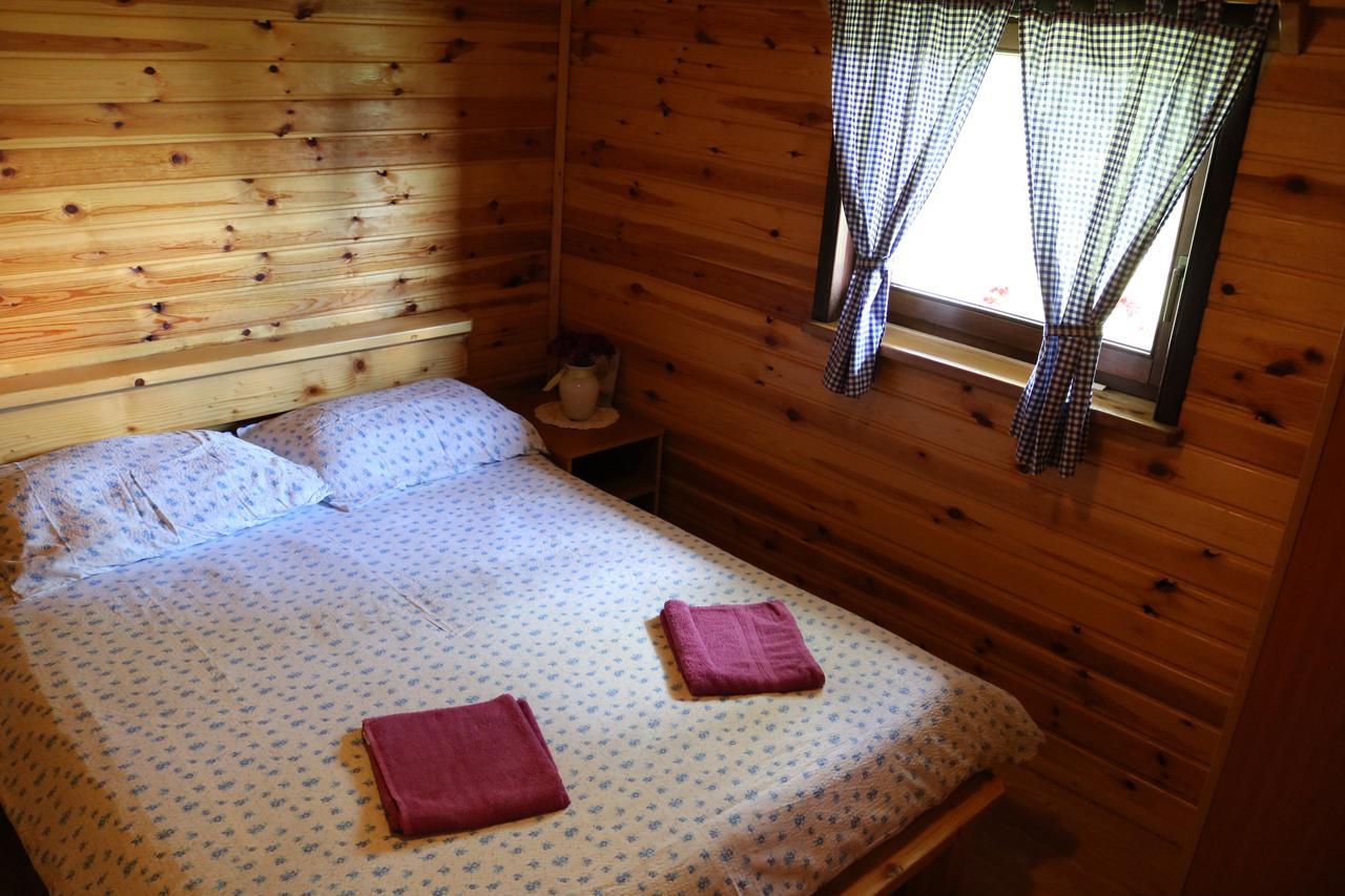 Apartment Iko Rakovica Esterno foto